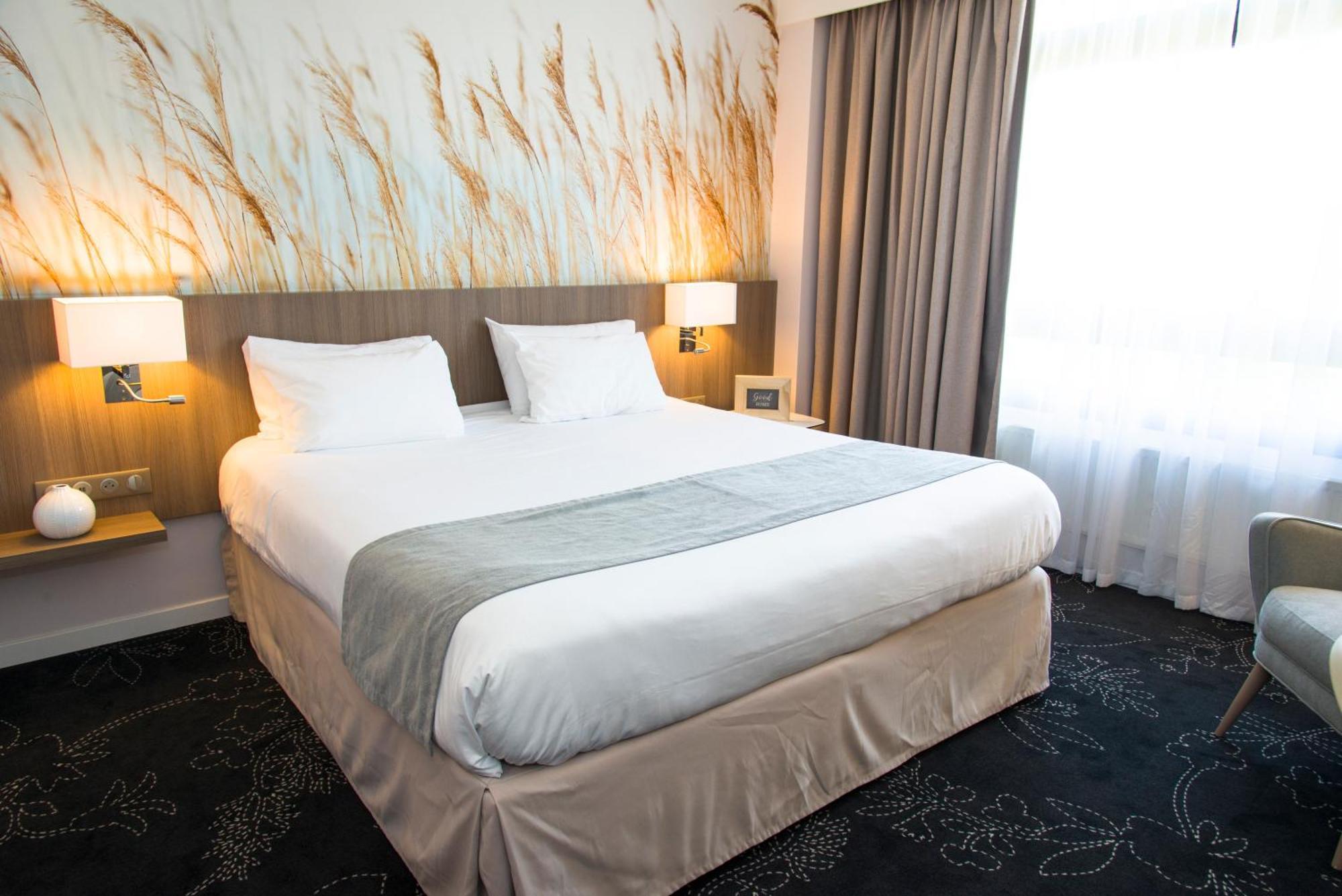 Calais By Ihg Hotel 4*